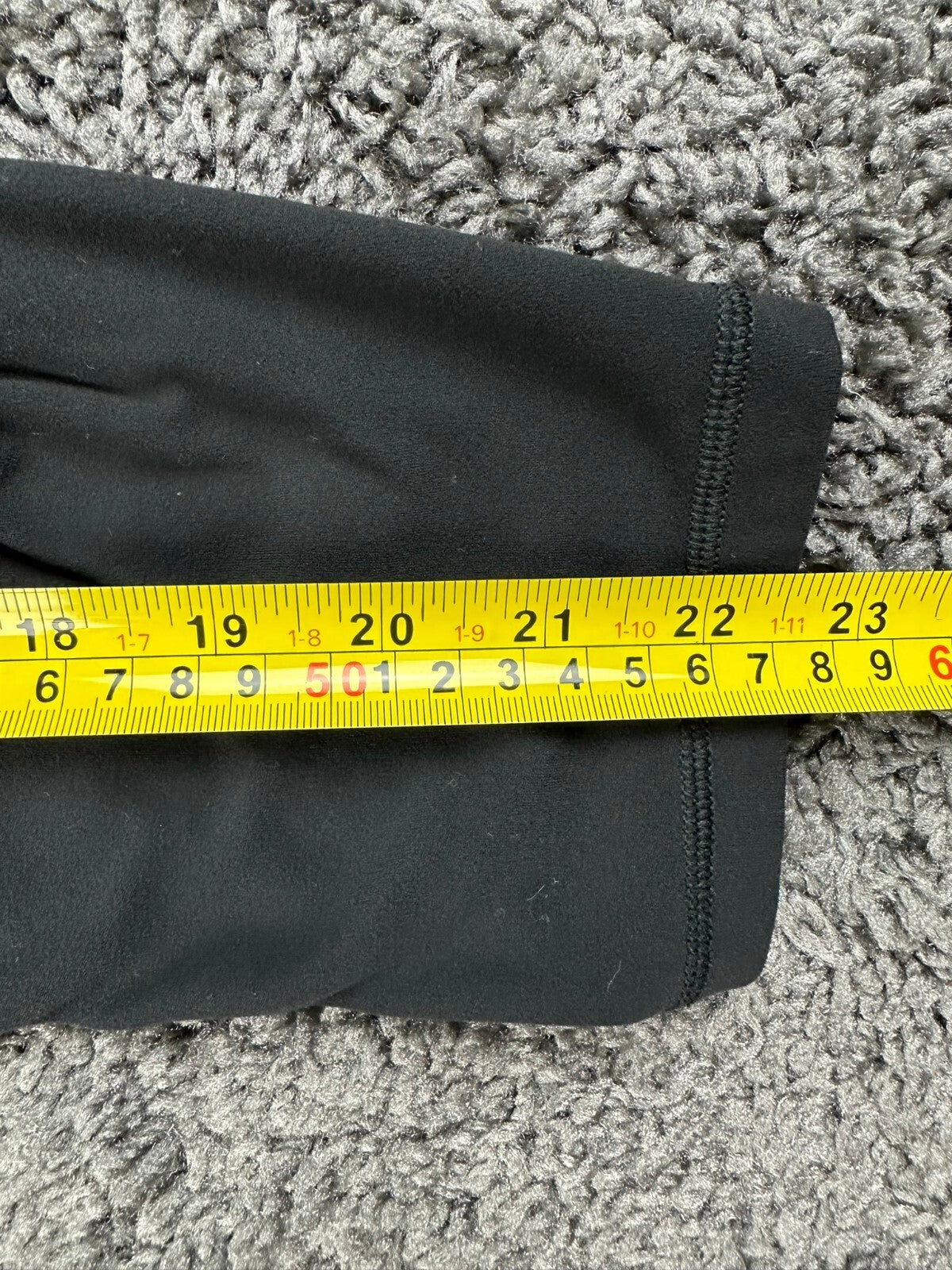 Athleta Salutation Stash Pocket II 7/8 Tight Leggings Black Large Yoga Size L