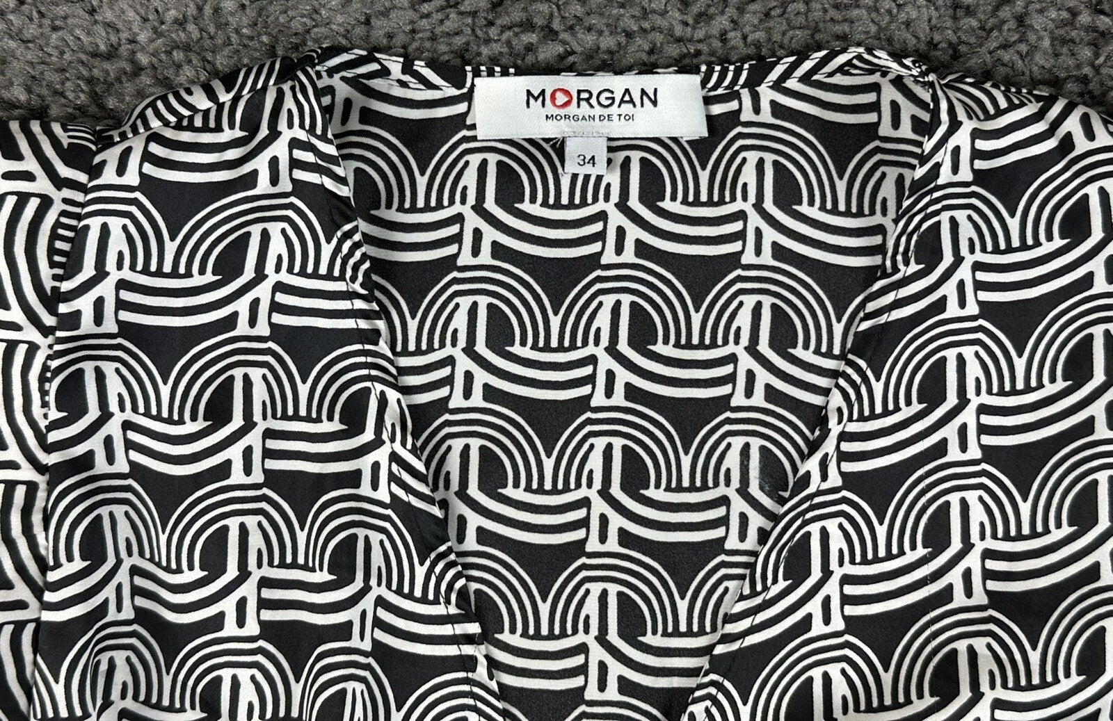 Morgan De Toi Odesir Blouse Black White Geometric Wrap Long Sleeve Top Sz XS 34