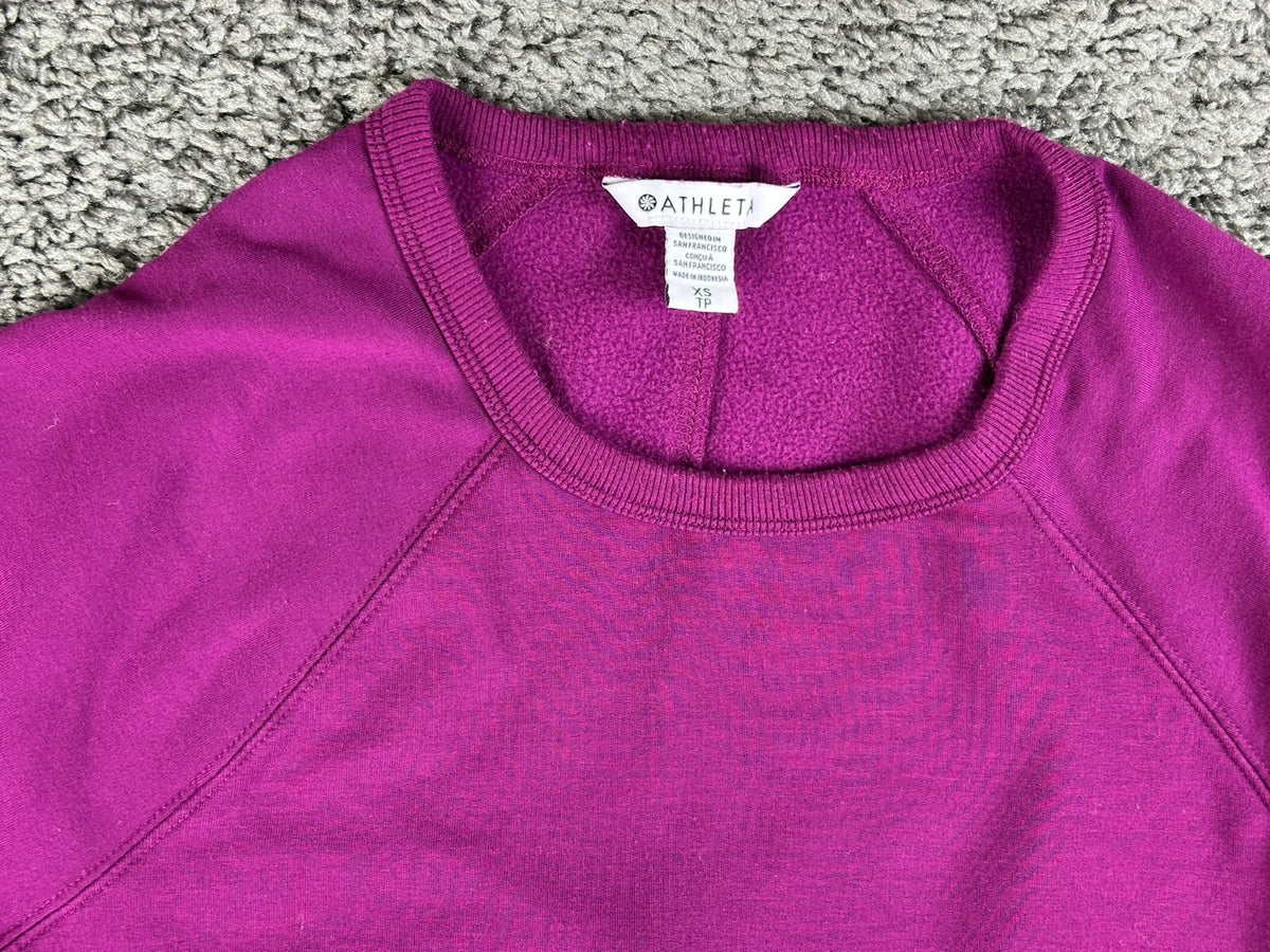 Athleta Womens XS Magenta Purple Coaster Luxe Recover Sweatshirt Thumbholes