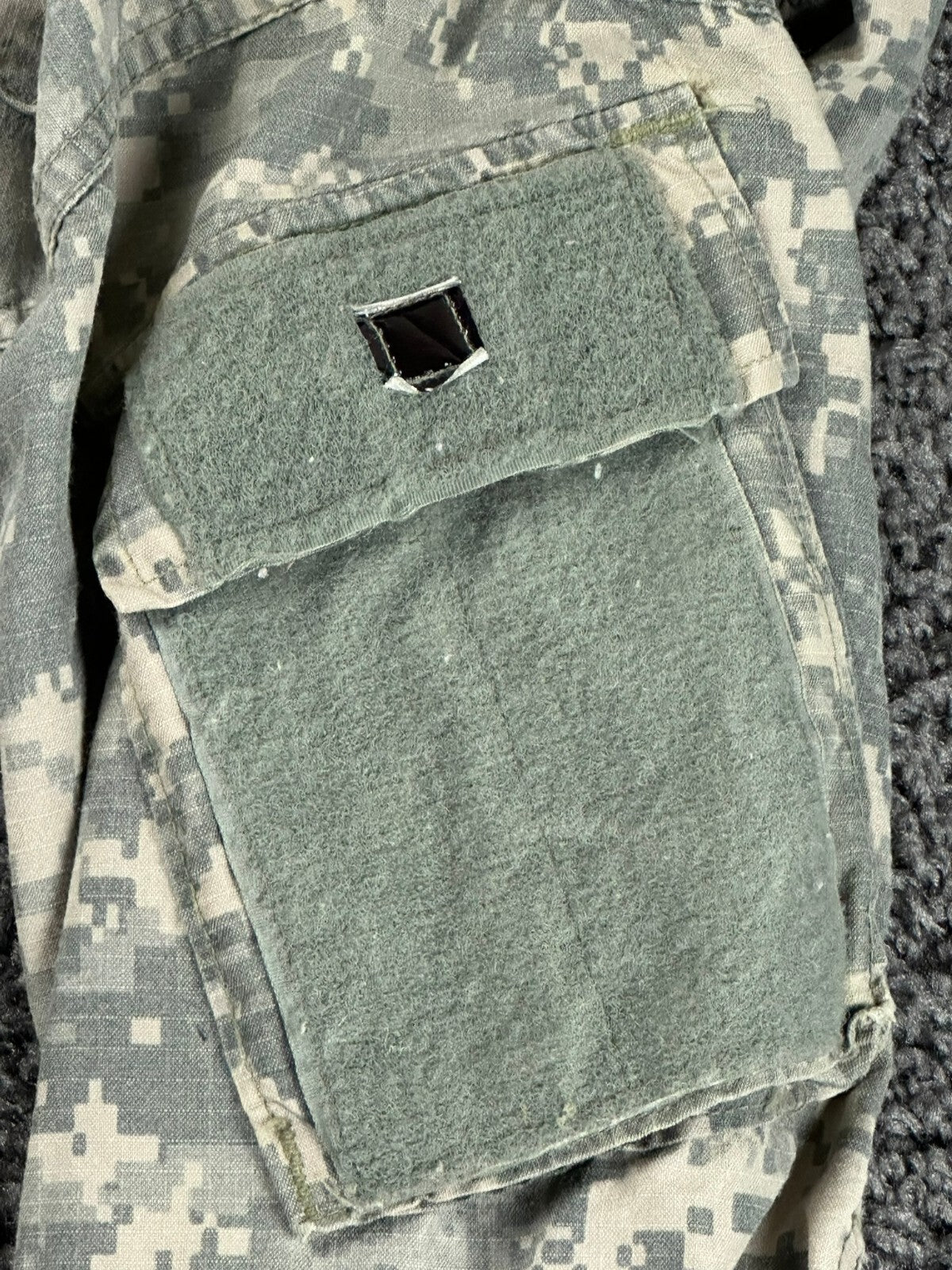 US Army ACU Digital Camo Combat Jacket Regular FR Flame Resistant Coat Sz Small