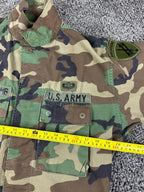 Vintage US Army Special Forces Airborne Woodland Camo BDU Jacket Small Regular