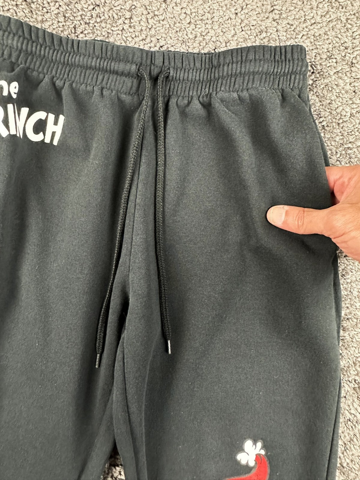 Dr. Seuss The Grinch Womens S Black Graphic Jogger Sweatpants