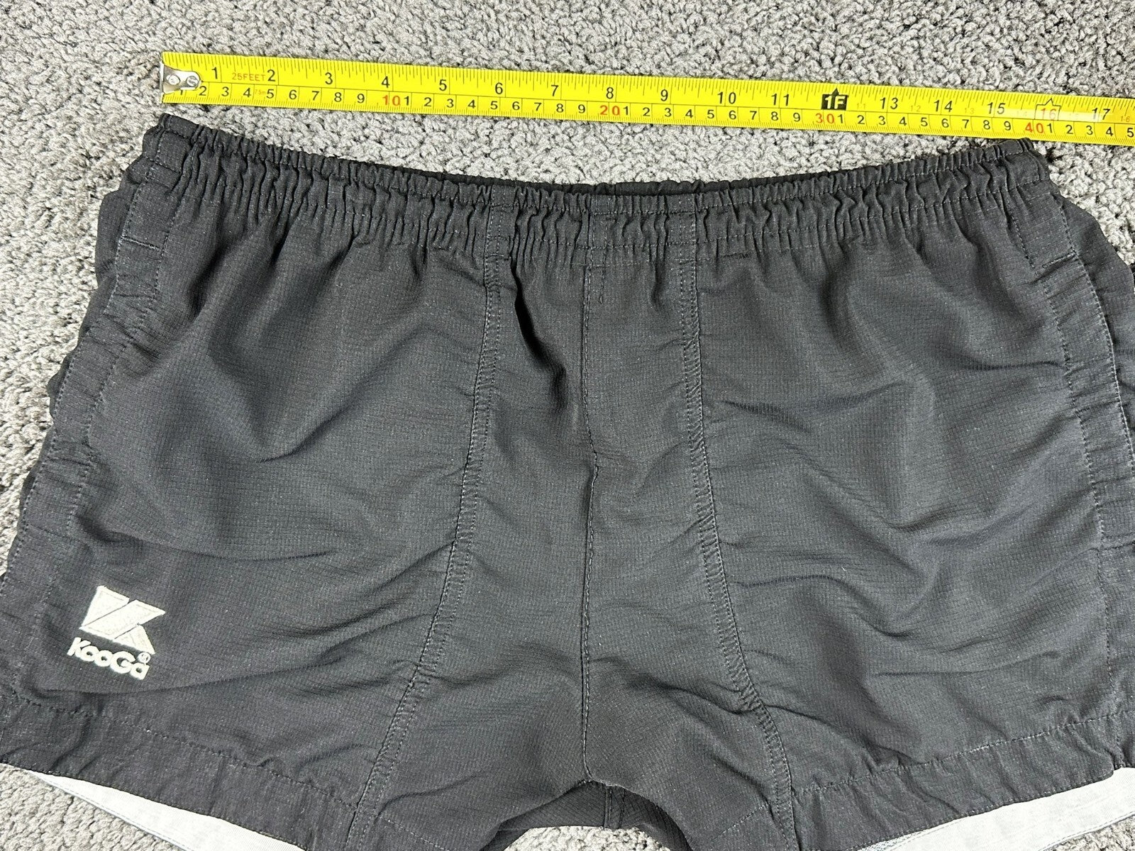 KooGa Rugby Shorts Mens Small Black Pockets Elastic Waist Training Athletic 32