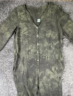 Camo Linen Jumpsuit Womens Size Medium Olive Green V-Neck Pockets Romper