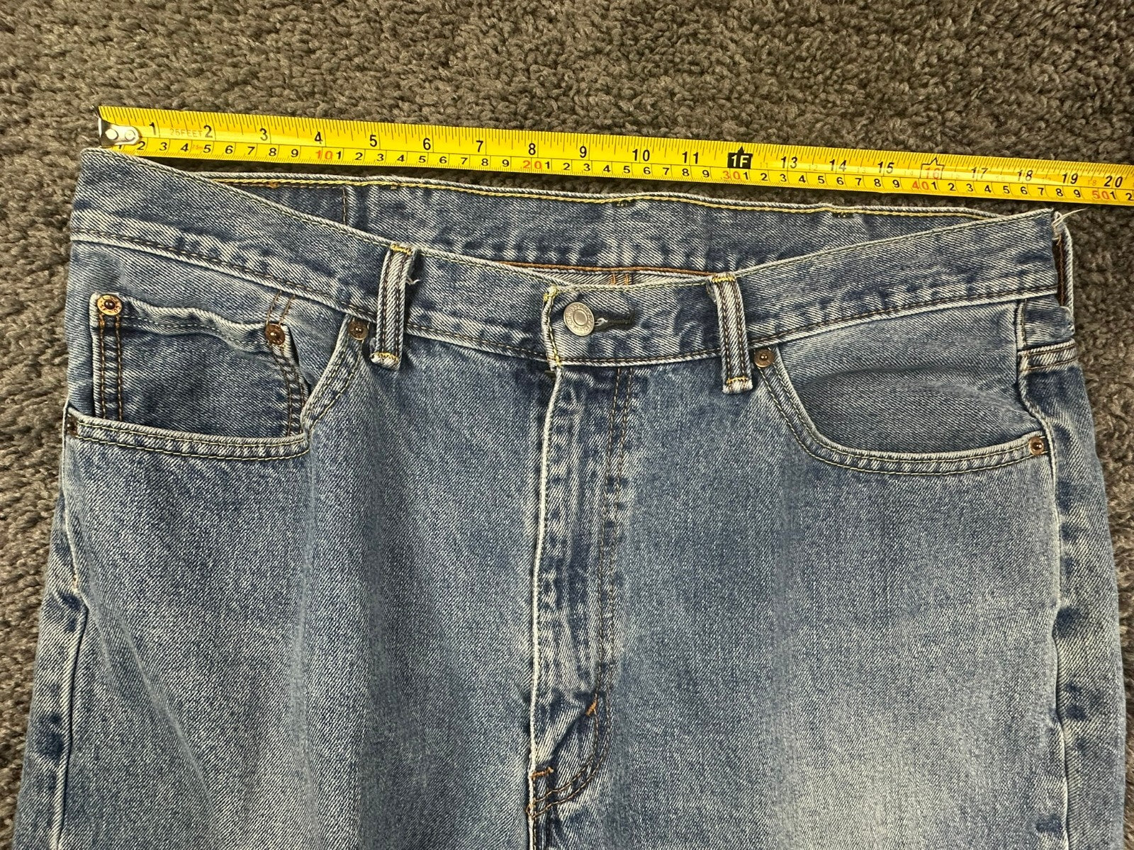 Levi's 550 Men's Relaxed Fit Tapered Leg Jeans Blue Denim 38x32(Fits 38x30)