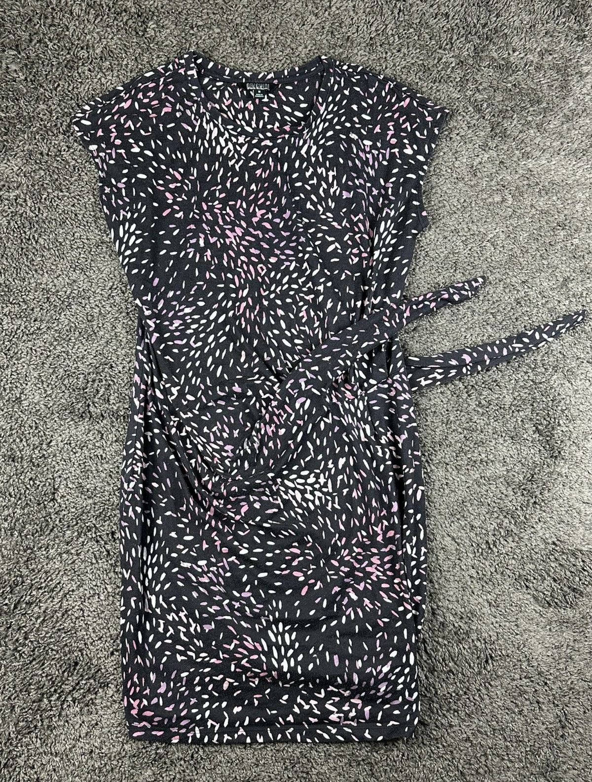 Nicole Miller Original Womens M Black Pink Speckled Knot Dress