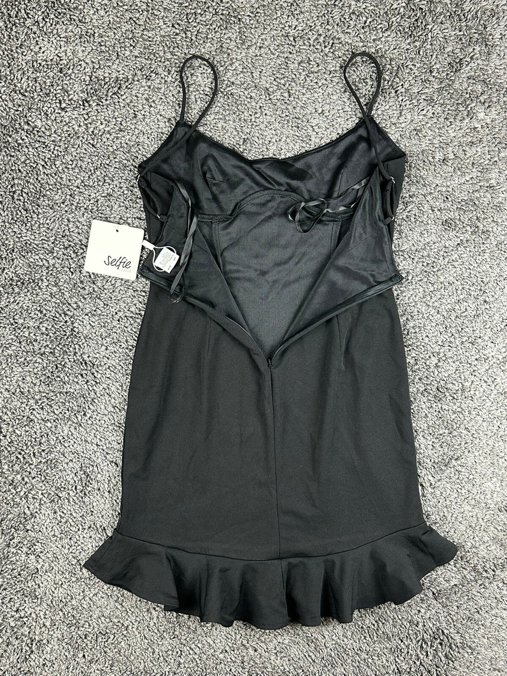 Selfie Leslie Womens US L Black Ruffle Hem Mini Dress Adjustable Straps NWT