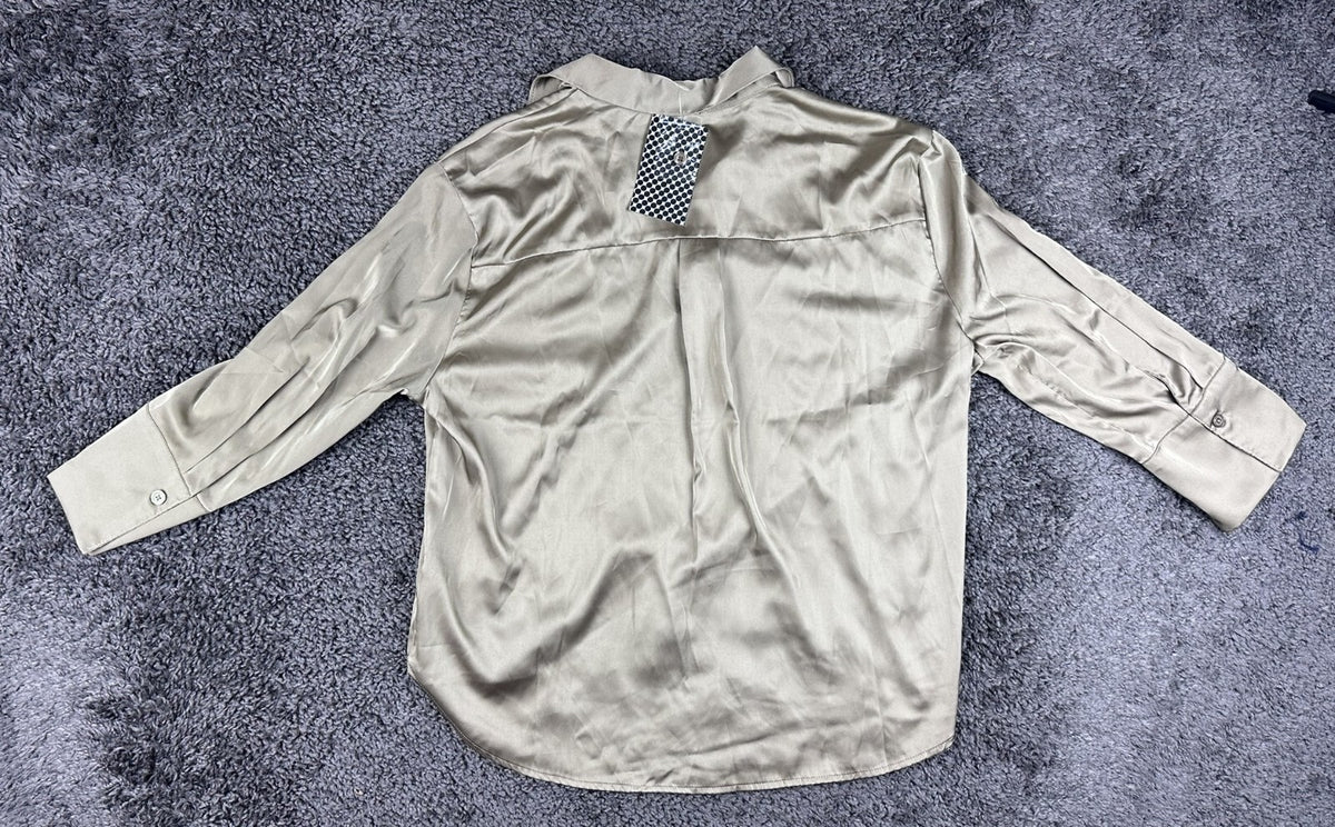 Como Black Blouse Womens Large Champagne Silk-Like Satin Button Up Shirt NWT