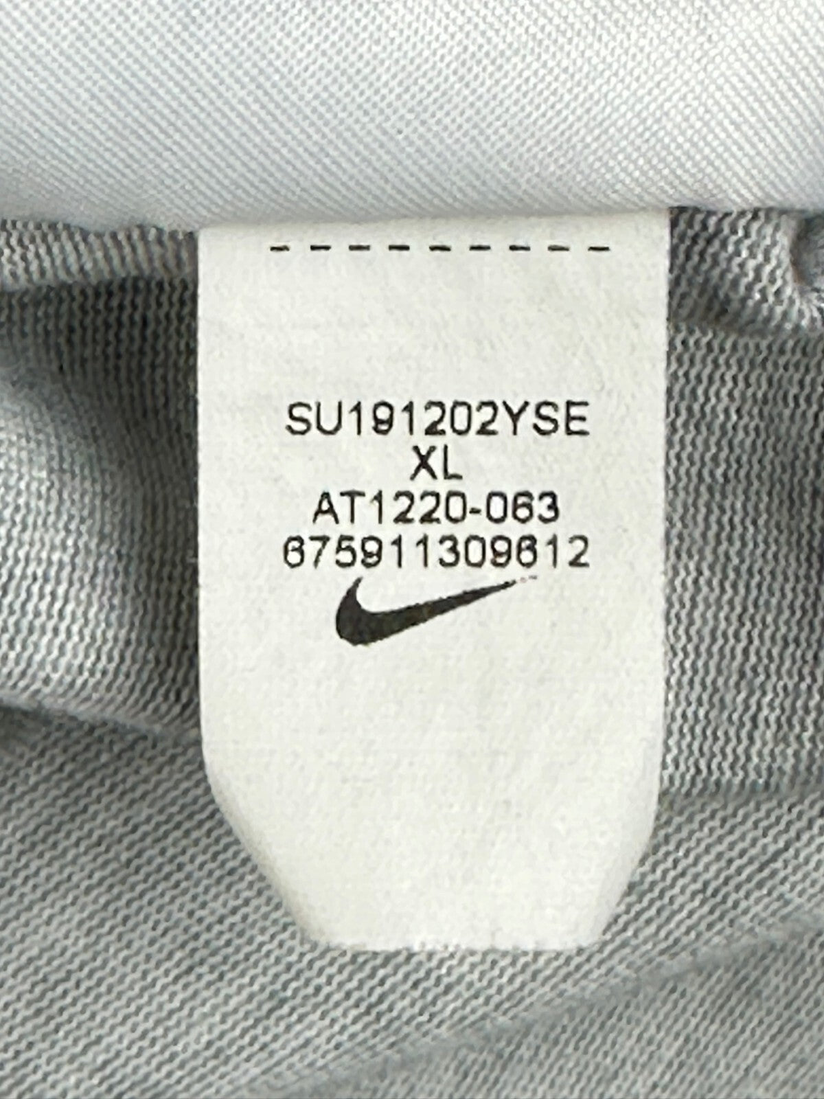 Nike Mens XL Heather Grey Elite World Long Sleeve T-Shirt Dri-Fit