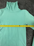 Athleta Flurry Blizzard Turtleneck Womens Mint Green Thumbhole Seamless Sz M