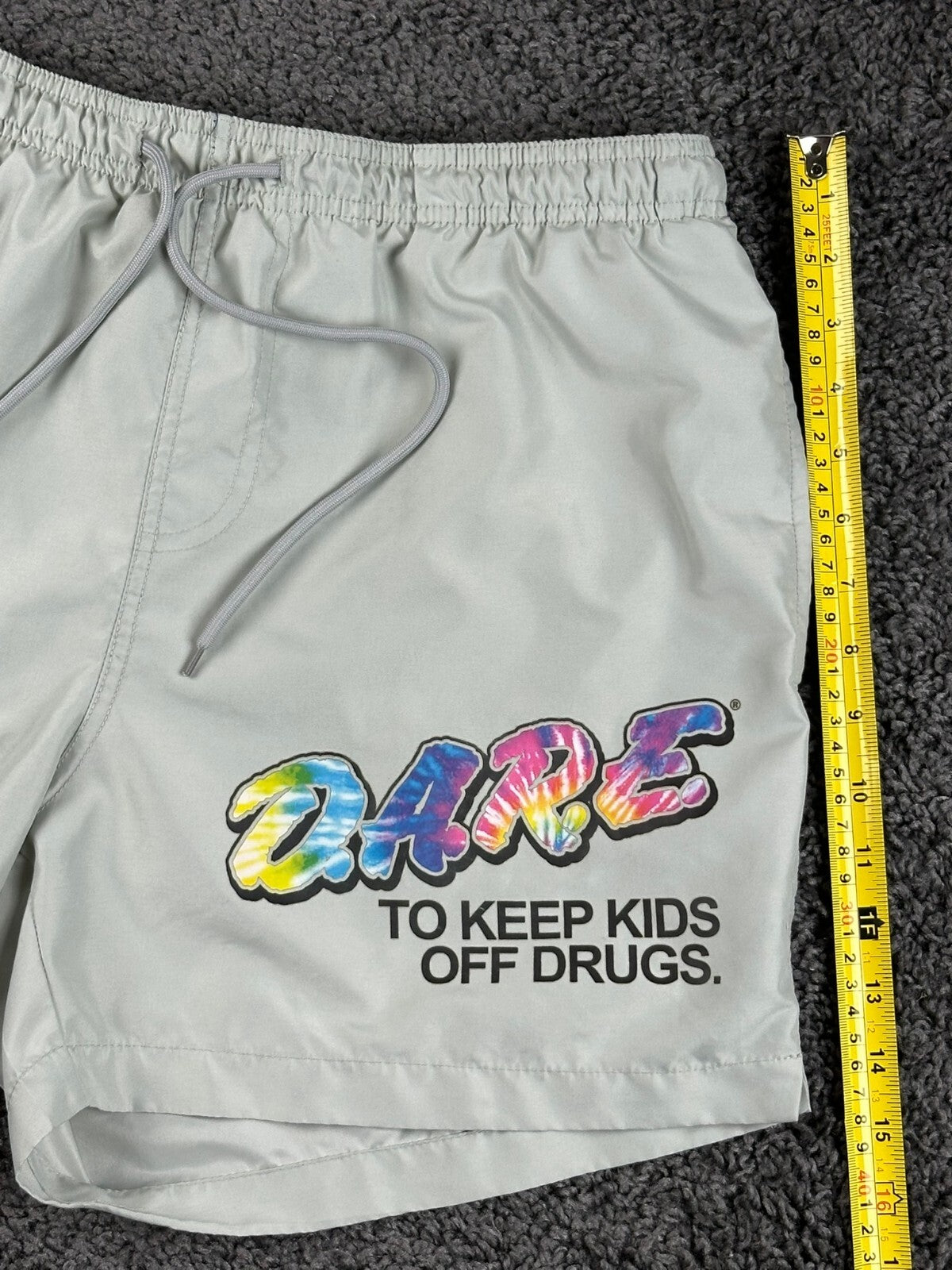 DARE To Keep Kids Off Drugs Swim Trunks Men Gray Board Shorts Sz Large