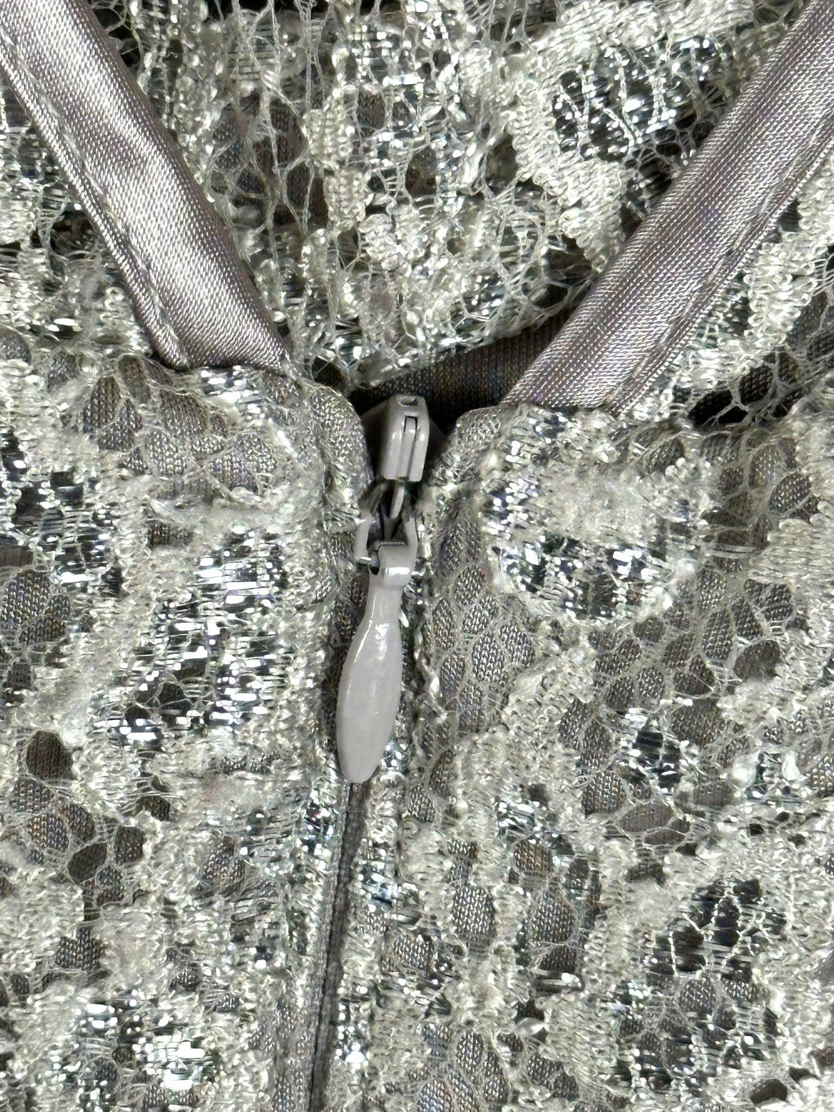 Betsy & Adam Womens 6 Silver Metallic Lace Rhinestone Tulle Cocktail Party Dress