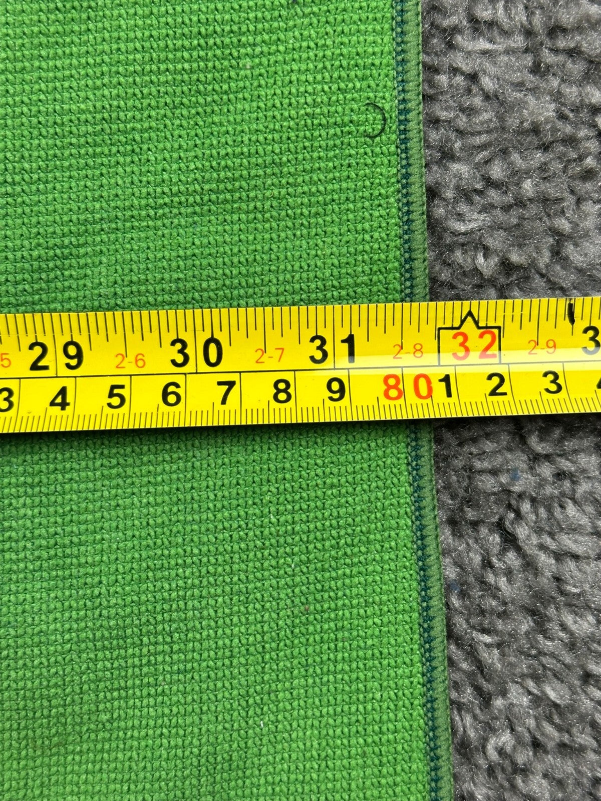 REI Green Microfiber Travel Towel XXL 36in x 58in Fast Drying Camp Hiking Gear