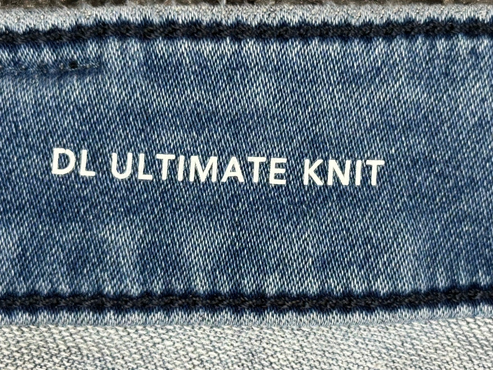 DL1961 Nick Slim Ultimate Knit Jeans Mens Mohonk Mid Indigo Blue Denim Sz 31x34