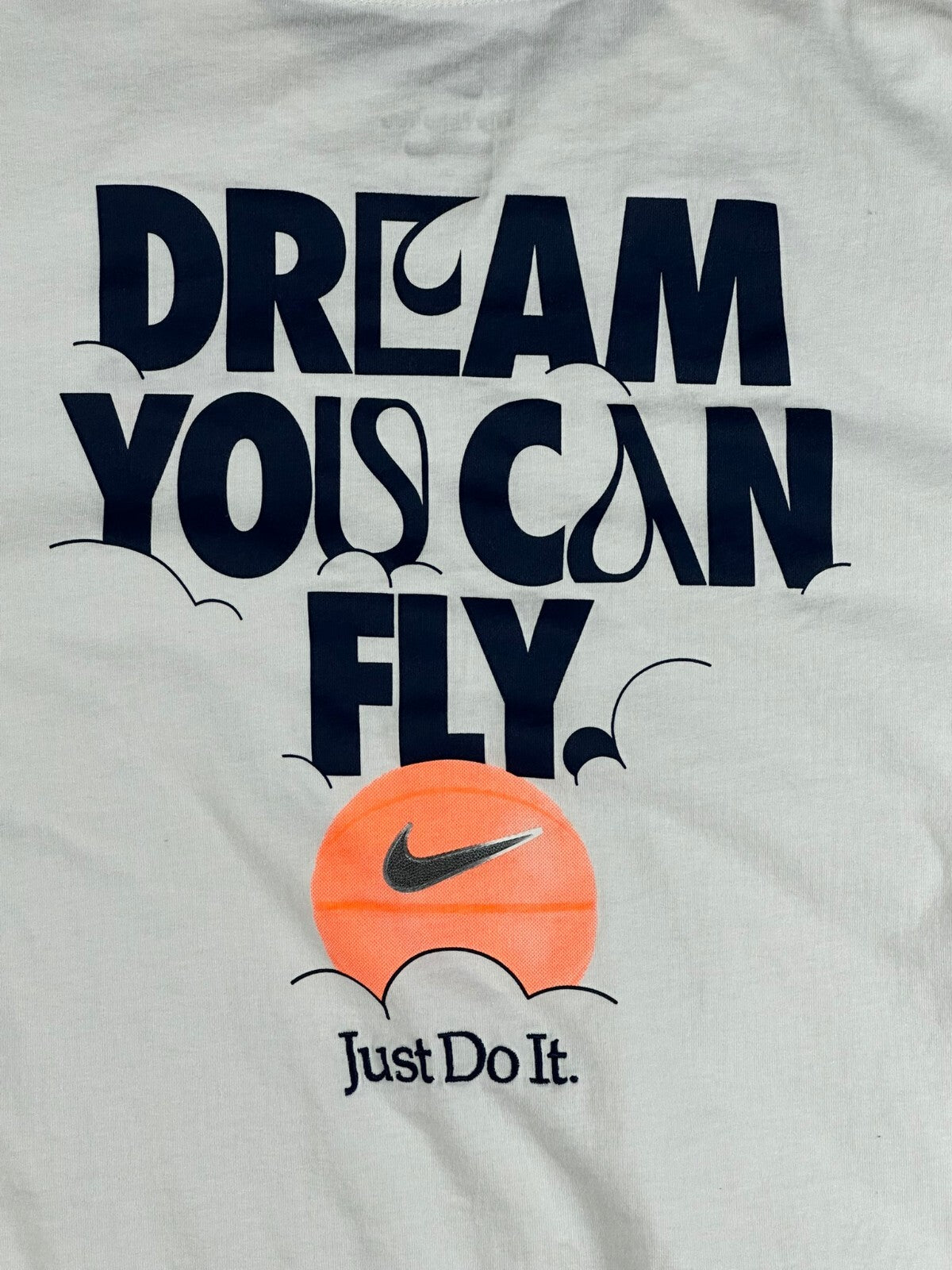 Nike Mens XL Max90 Dream You Can Fly Basketball Graphic T-Shirt White Loose Fit