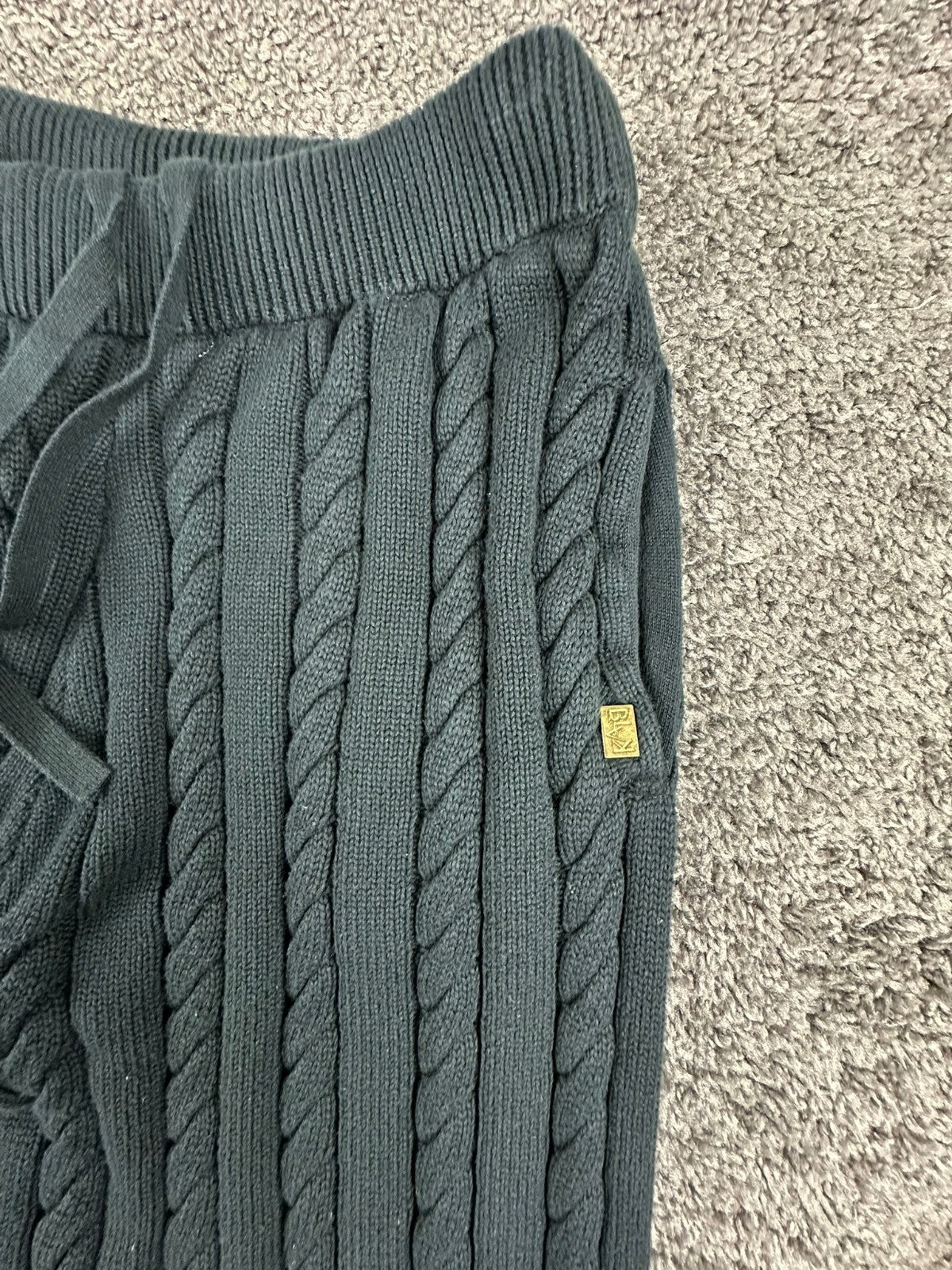 Rocawear Carlton Cable Knit Joggers Mens L Black Striped Sweatpants Sweater Knit