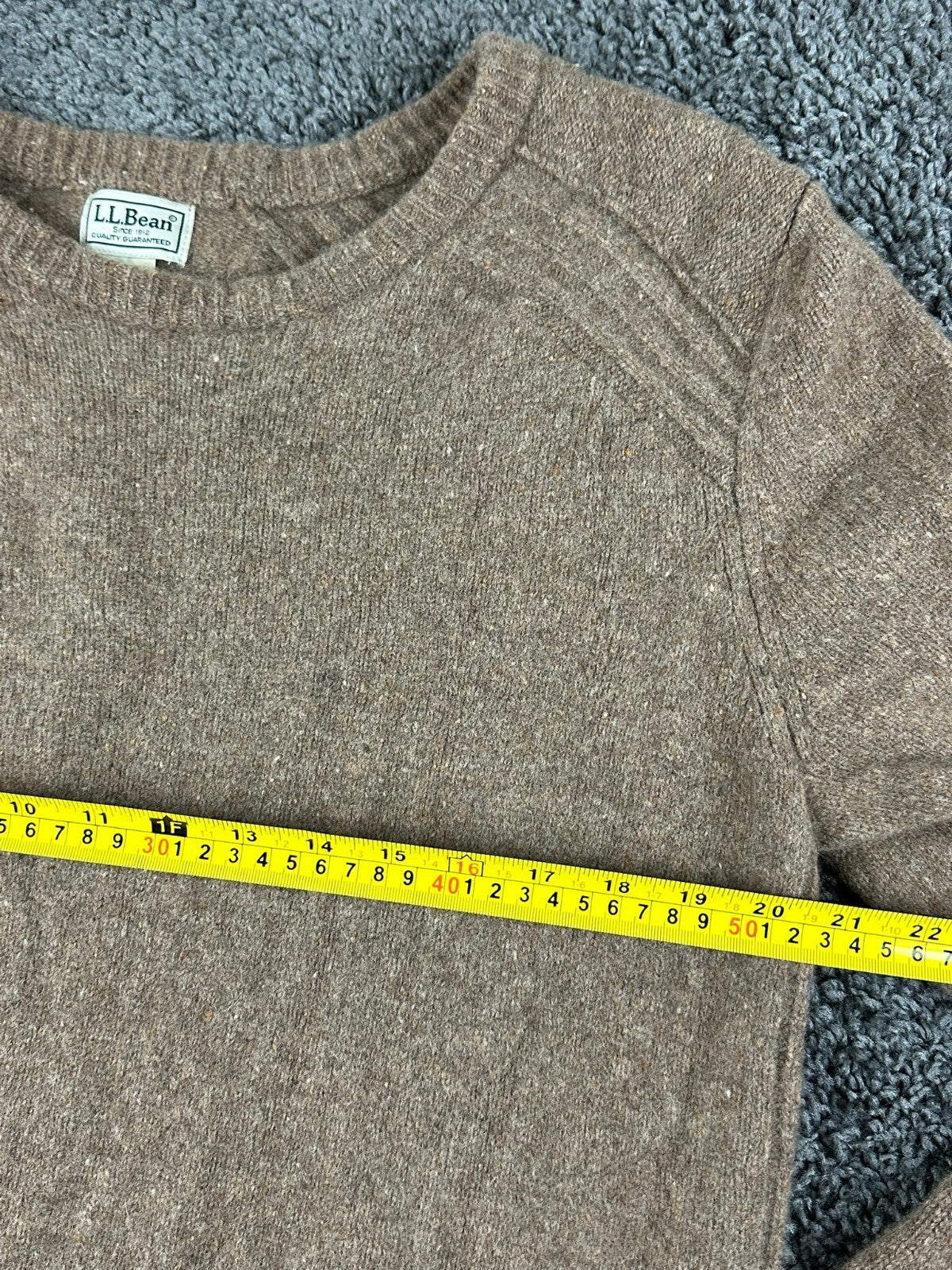 L.L. Bean Rangeley 100% Merino Wool Crewneck Sweater Pullover Mens Tall Brown L