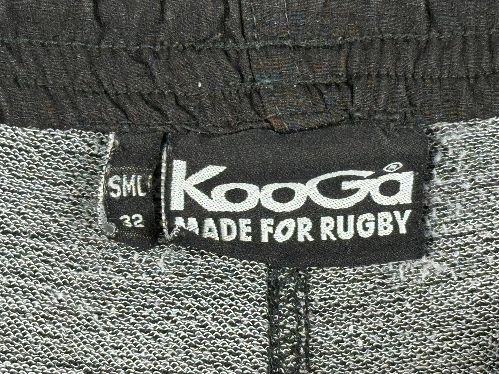 KooGa Rugby Shorts Mens Small Black Pockets Elastic Waist Training Athletic 32