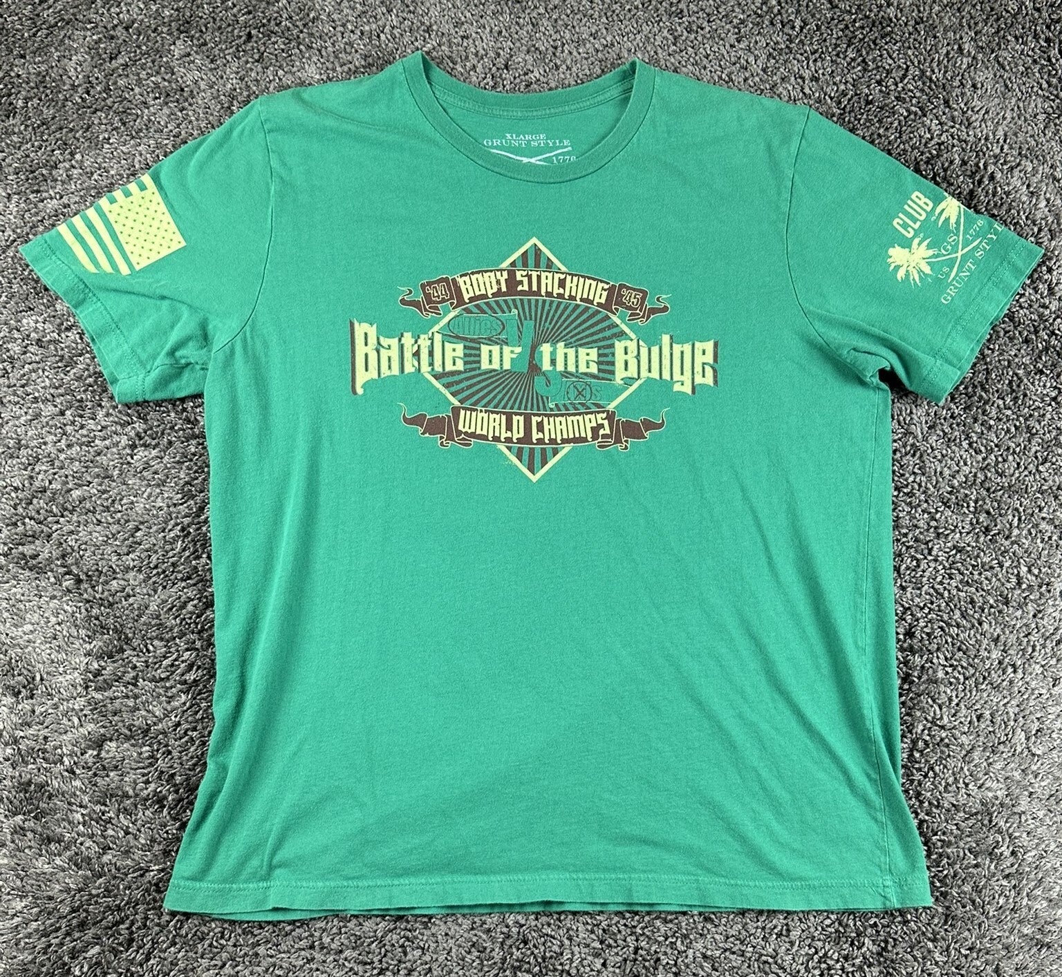 Grunt Style Battle of the Bulge American Flag Military T-Shirt Mens Green Sz XL