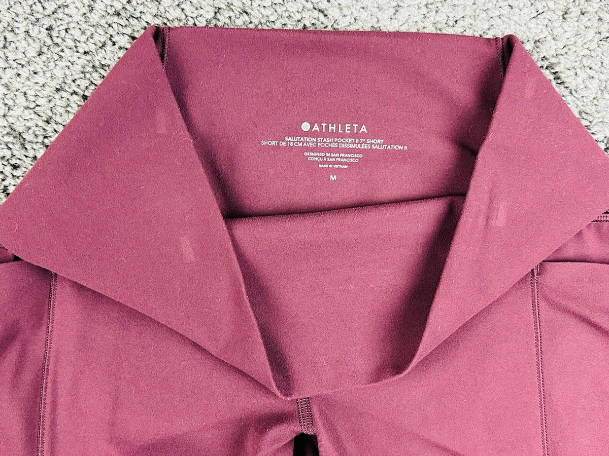 Athleta Womens M Cranberry Red Salutation Stash Pocket II 7" Short Powervita