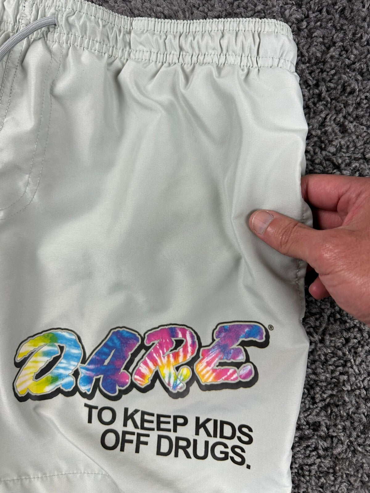 DARE To Keep Kids Off Drugs Swim Trunks Men Gray Board Shorts Sz Large