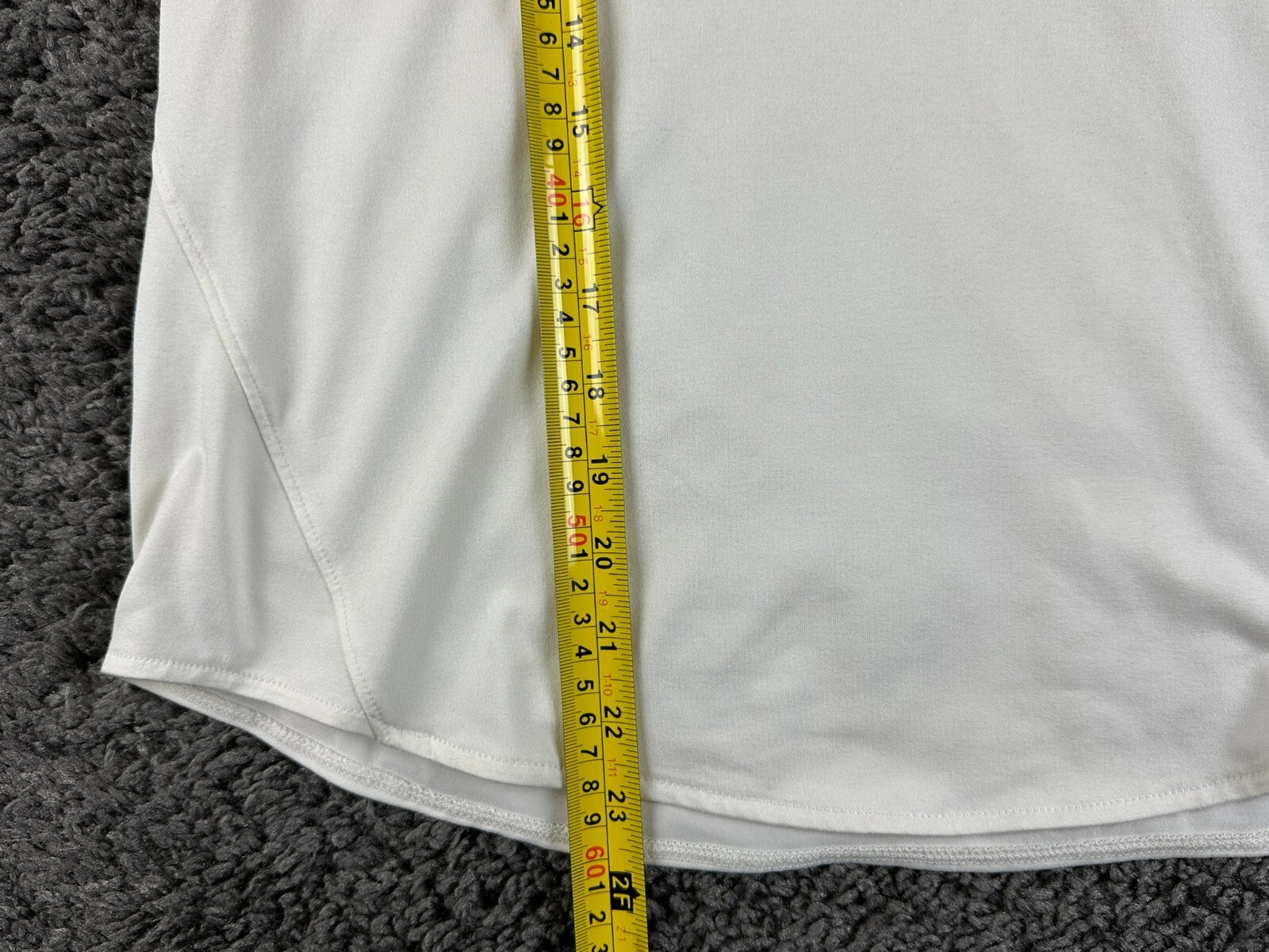 Nike Swift Dri-FIT UV 1/4 Zip Running Top Women White Long Sleeve Thumbholes L