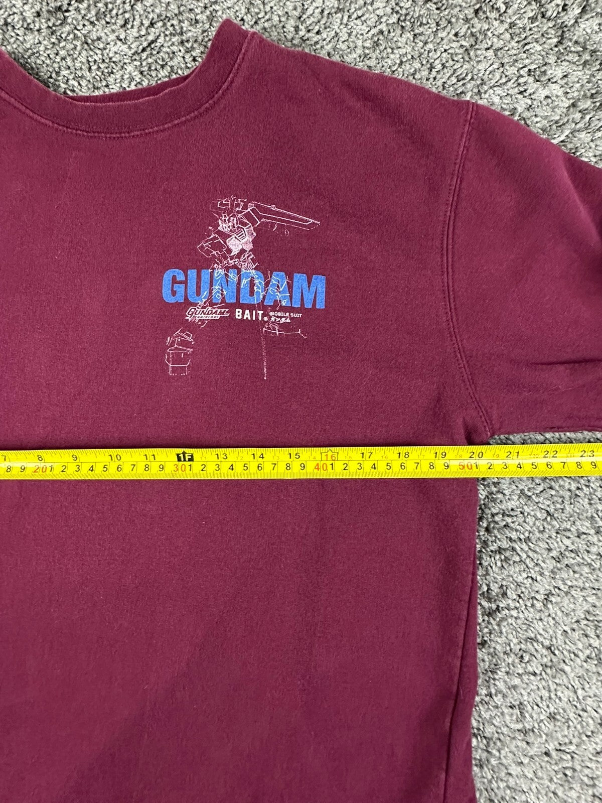BAIT x Gundam Universe Mens M Maroon RX-78-2 Graphic Crewneck Sweatshirt