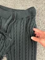 Rocawear Carlton Cable Knit Joggers Mens L Black Striped Sweatpants Sweater Knit