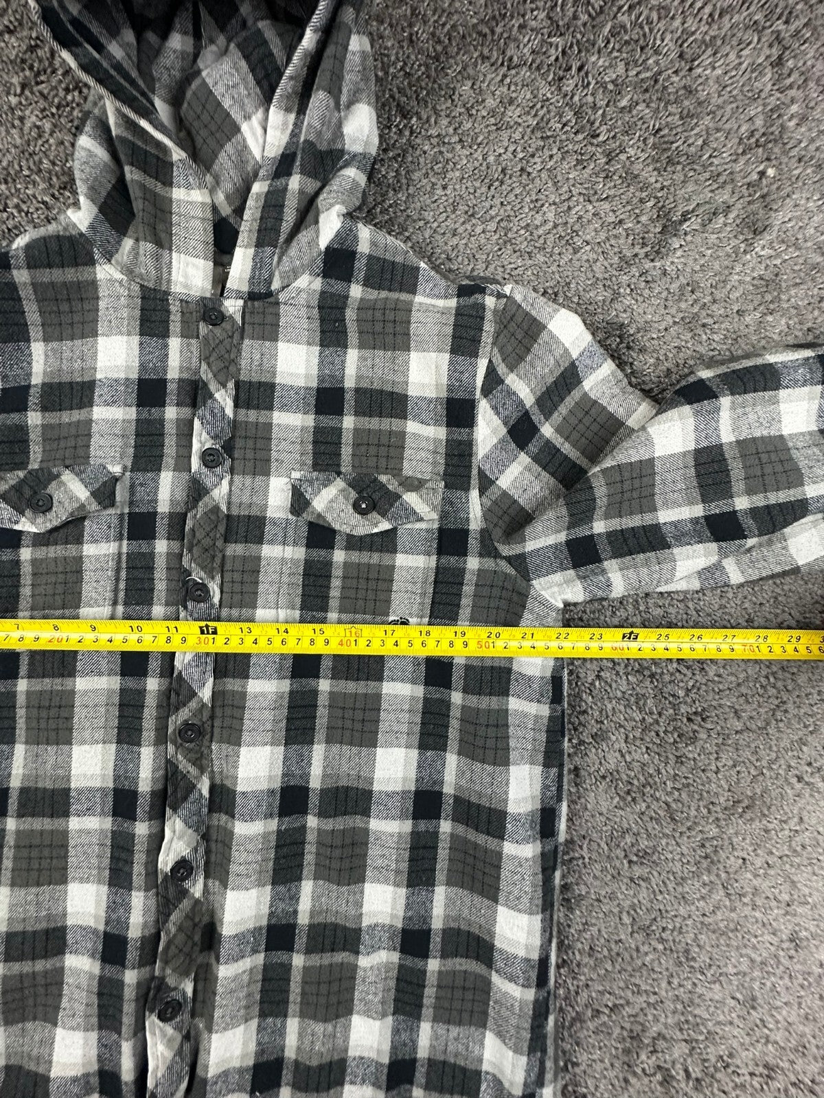 Hang Ten Mens Large L Black Gray Plaid Flannel Hooded Quilted Lined Jacket