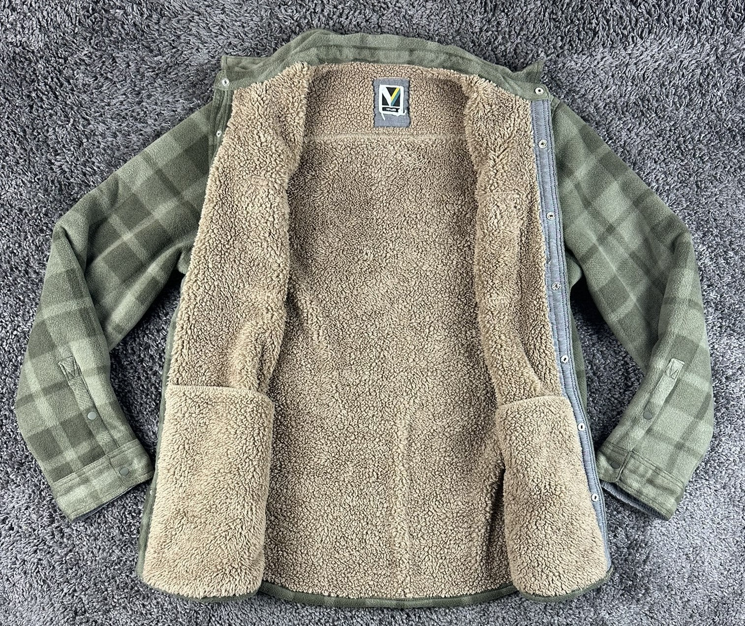 Voyager Mens Green Plaid Sherpa Lined Fleece Shirt Jacket Snap Shacket Sz Large