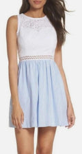 Lilly Pulitzer Alivia Fit & Flare Eyelet Lace Seersucker Blue White Dress Sz 2