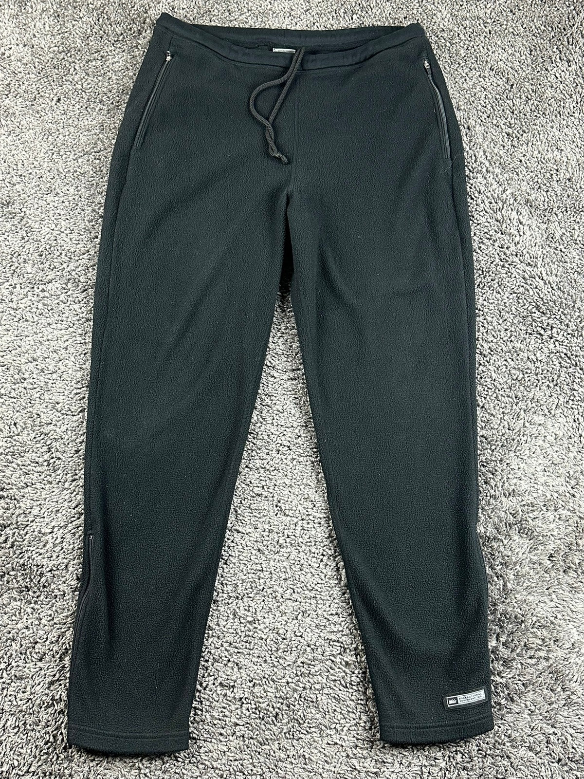 REI Vintage Polartec Fleece Pants Mens M Black Zip Pockets Ankle Zips