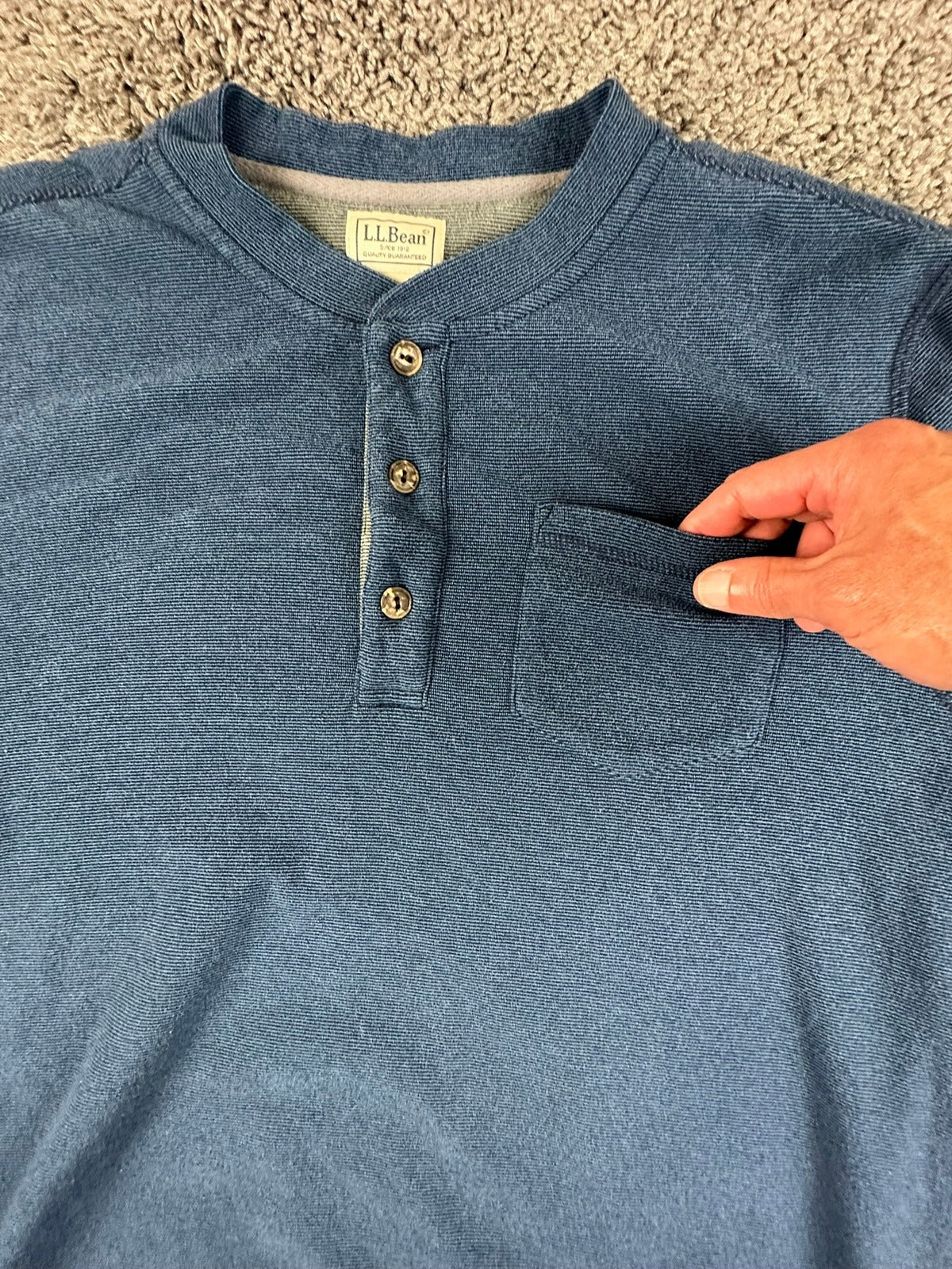 LL Bean Mens Large Tall Blue Long Sleeve Henley Shirt Chest Pocket Textured Knit