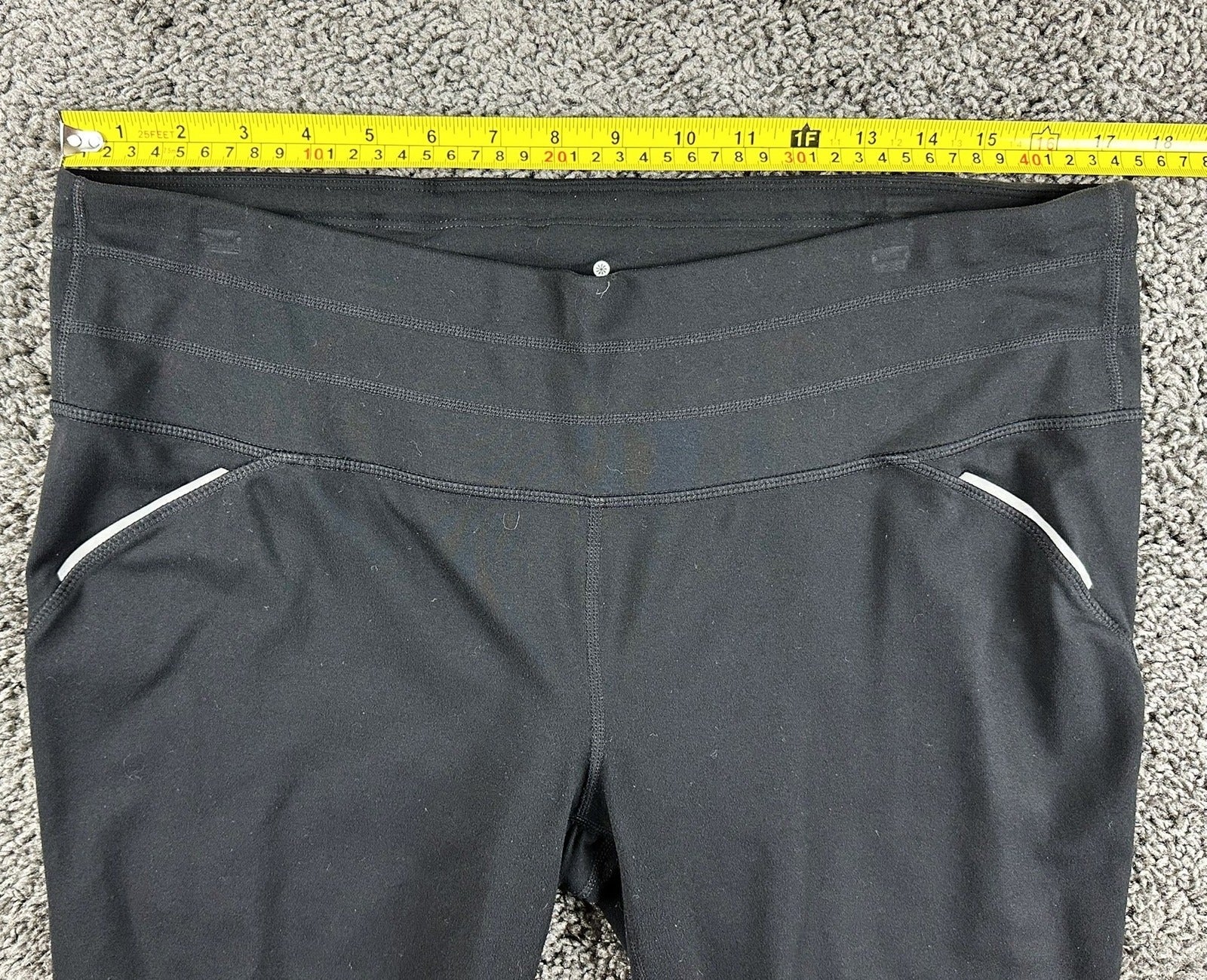 Athleta Relay Capri Leggings Black Womens XL Reflective Running Pants Workout