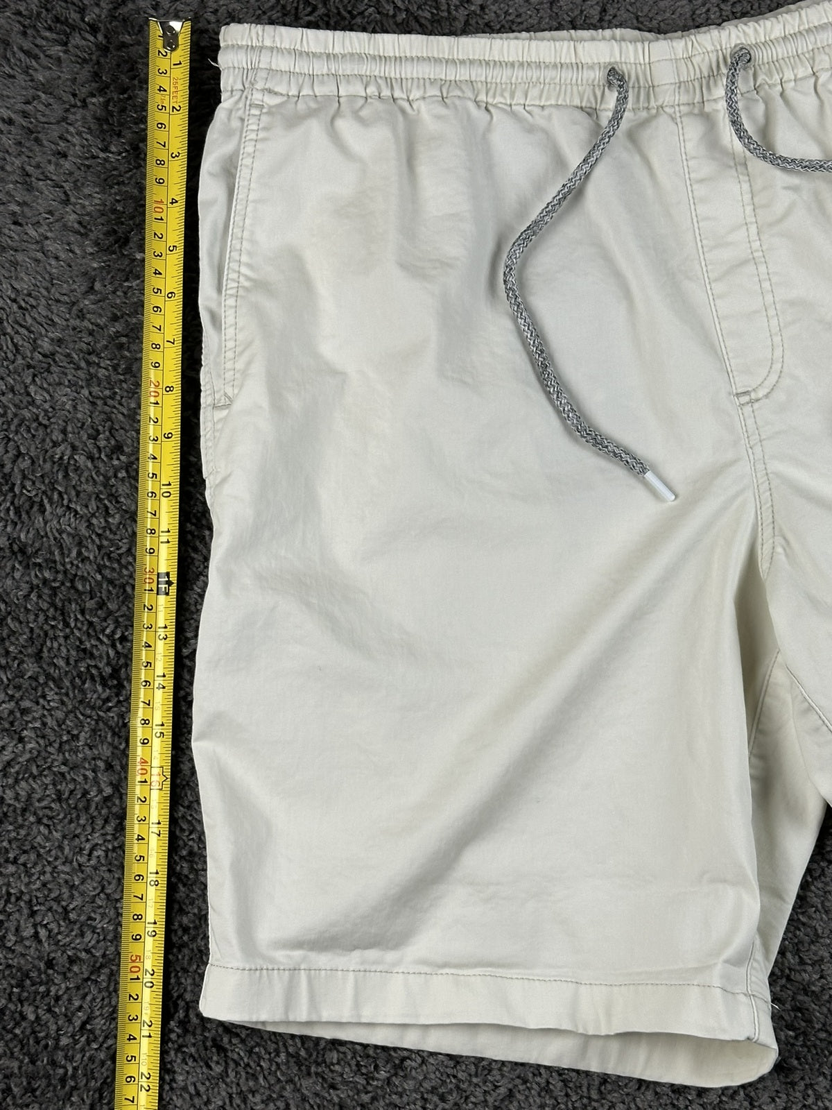 Tommy Bahama Mens XXL Boracay Shorts Cream Stretch Drawstring Elastic Waist