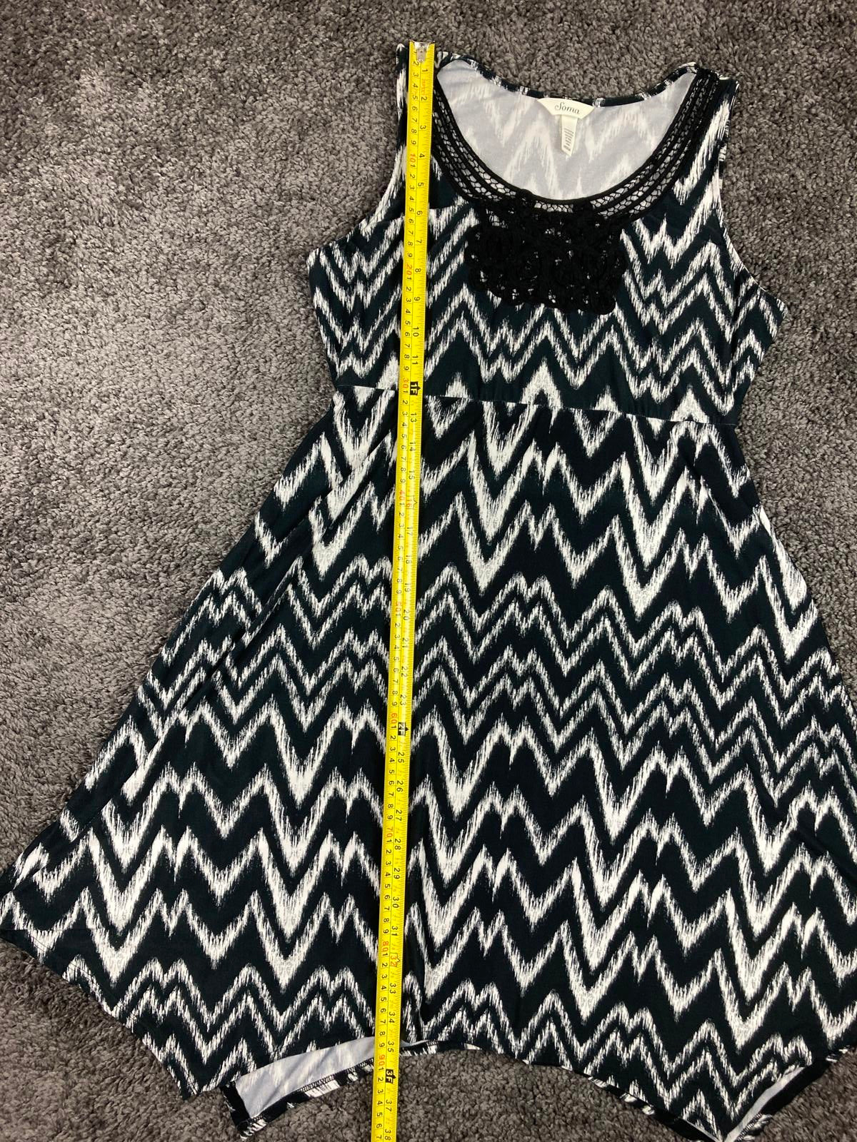 Soma Medium Black White Chevron Ikat Lace Handkerchief Hem Fit Flare Dress