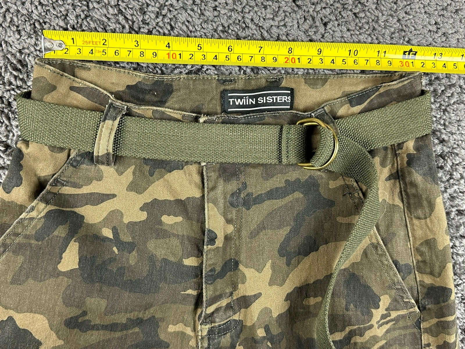 Twin Sisters Womens Camo Cargo Pants Medium Green Belted Stretch Jogger Utility