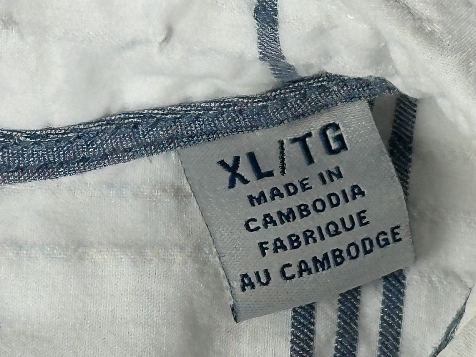 Tommy Bahama Mens XL Calm Sea Stripe Long Sleeve Button Front Shirt White Blue