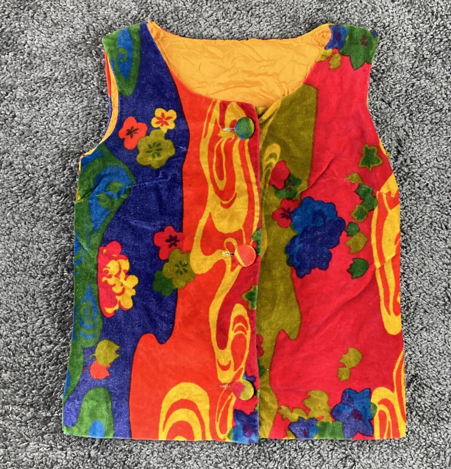 Vintage Victor Most of California Floral Velvet Vest Womens Size Small