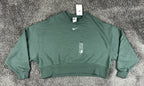 Nike Essential Collection Womens S Green Oversized Fit Crewneck Sweatshirt NWT