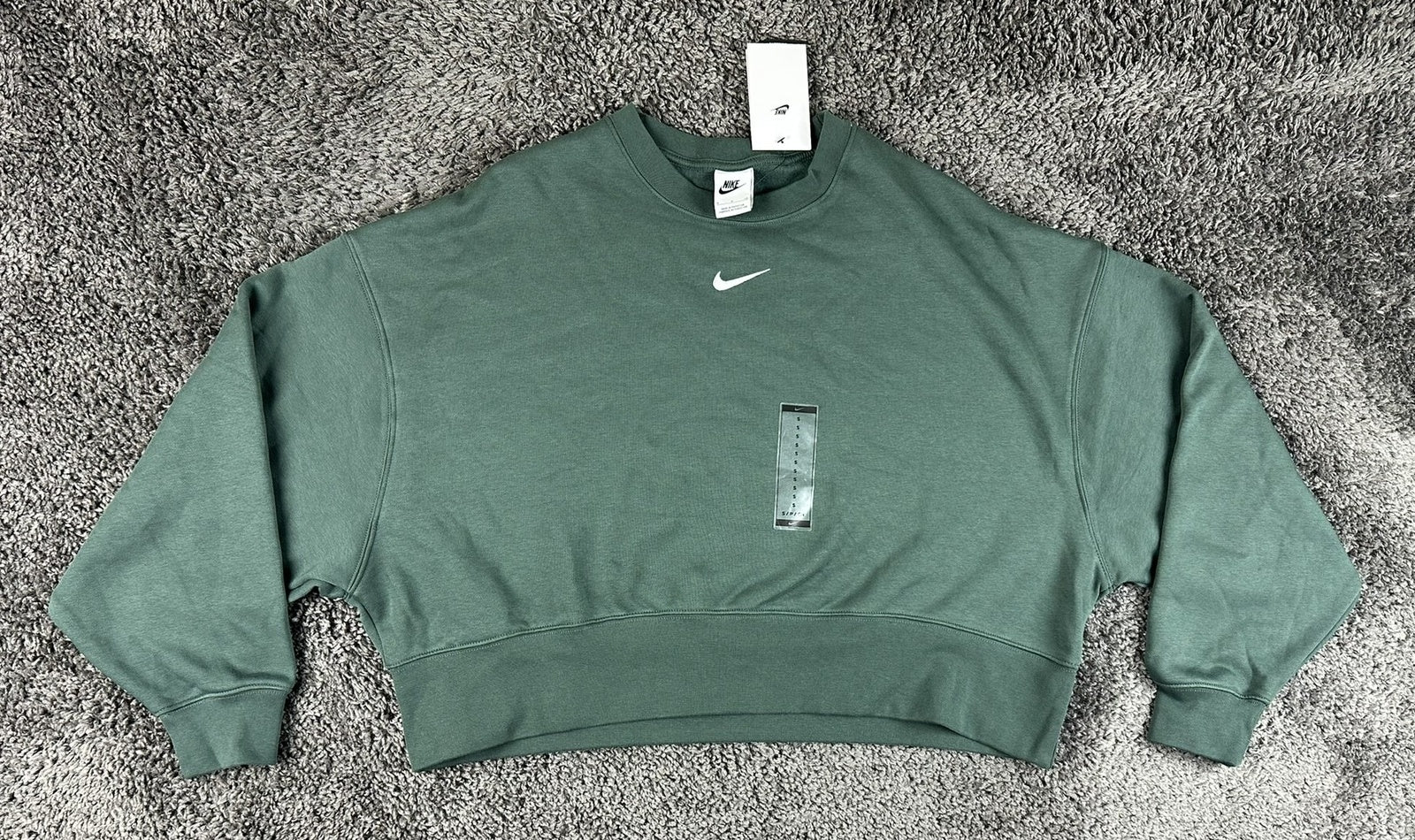 Nike Essential Collection Womens S Green Oversized Fit Crewneck Sweatshirt NWT