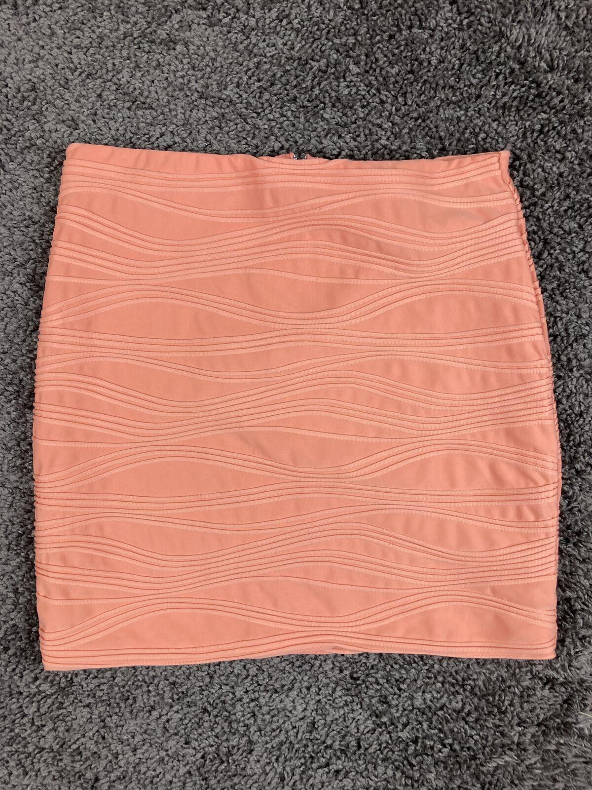 Arden B Coral Pink Textured Wave Bodycon Mini Skirt Peach Ribbed Zipper Back L