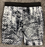 Everlast Womens Biker Shorts Black White Geometric Grid Polyester Spandex Sz L