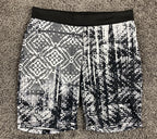 Everlast Womens Biker Shorts Black White Geometric Grid Polyester Spandex Sz L