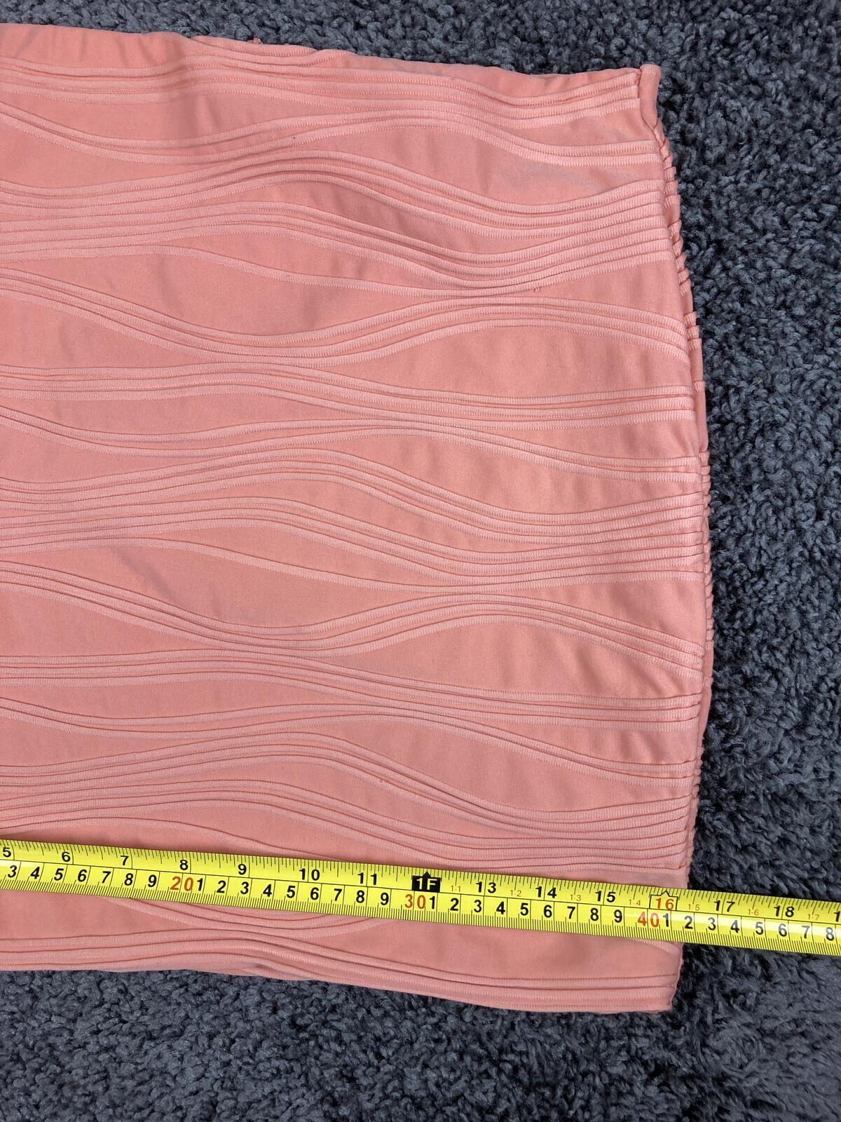 Arden B Coral Pink Textured Wave Bodycon Mini Skirt Peach Ribbed Zipper Back L