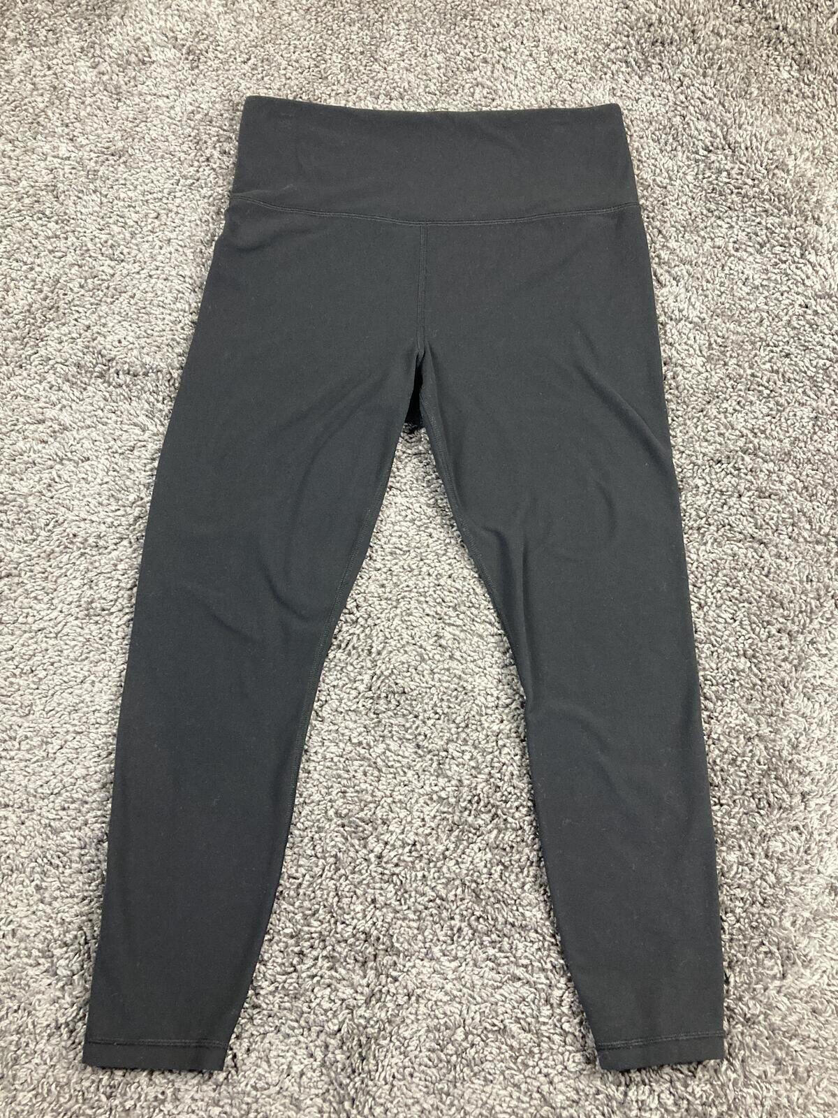Athleta Ultra High Rise Elation 7/8 Tight Leggings Black Yoga Pants Size Medium