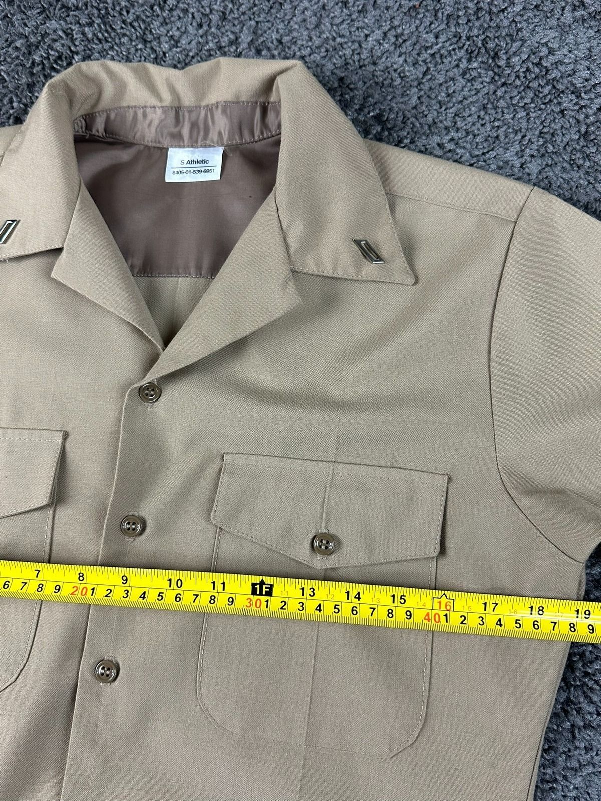 US Navy Khaki Uniform Shirt S Athletic Polyester/Wool Silver Collar Rank Pins