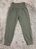 Athleta Salutation Jogger Powervita Pants Green Gym Yoga XSP XS Petite
