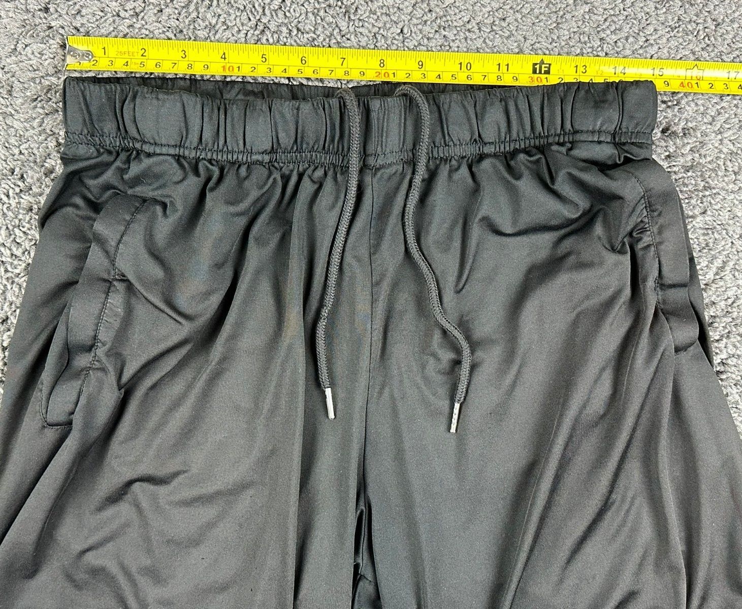 LEG3ND Mens Black Athletic Shorts 8 Inseam Stretch Performance Gym Running Sz M