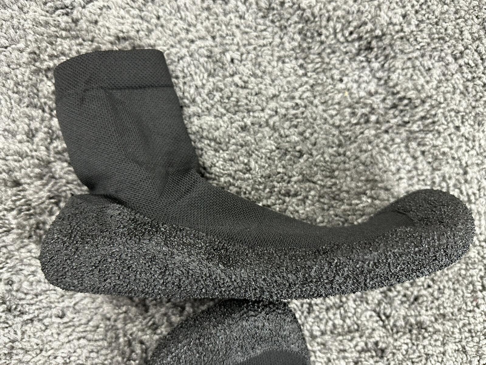 Black Aqua Socks Water Shoes Slip On EU 43/US 9.5-10 NWOT